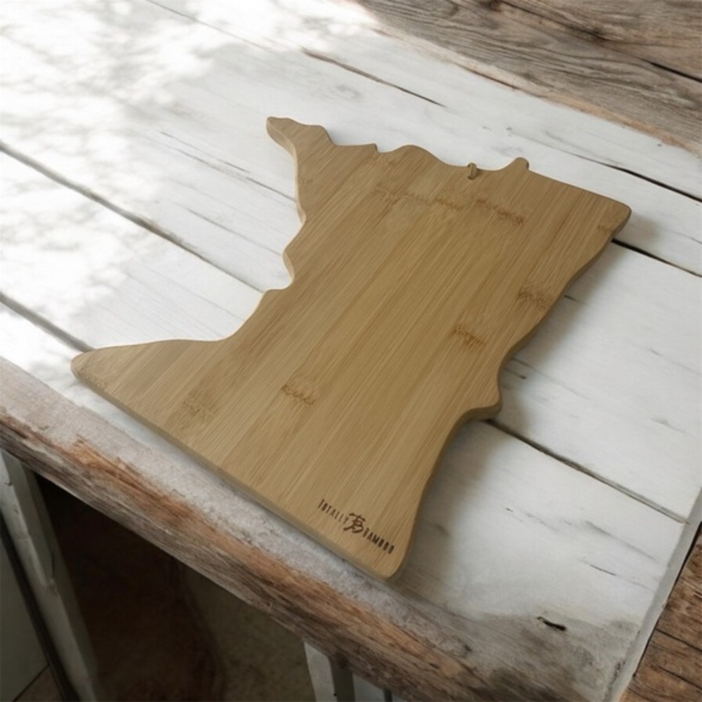 Totally Bamboo Minnesota State Shaped Cutting Serving Board NWT